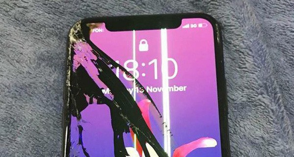 Màn hình Iphone 7 plus bị vỡ rồi hu hu hu ... | Viết bởi 0907603153